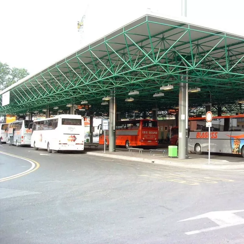 Stol Struktur Bus Depot